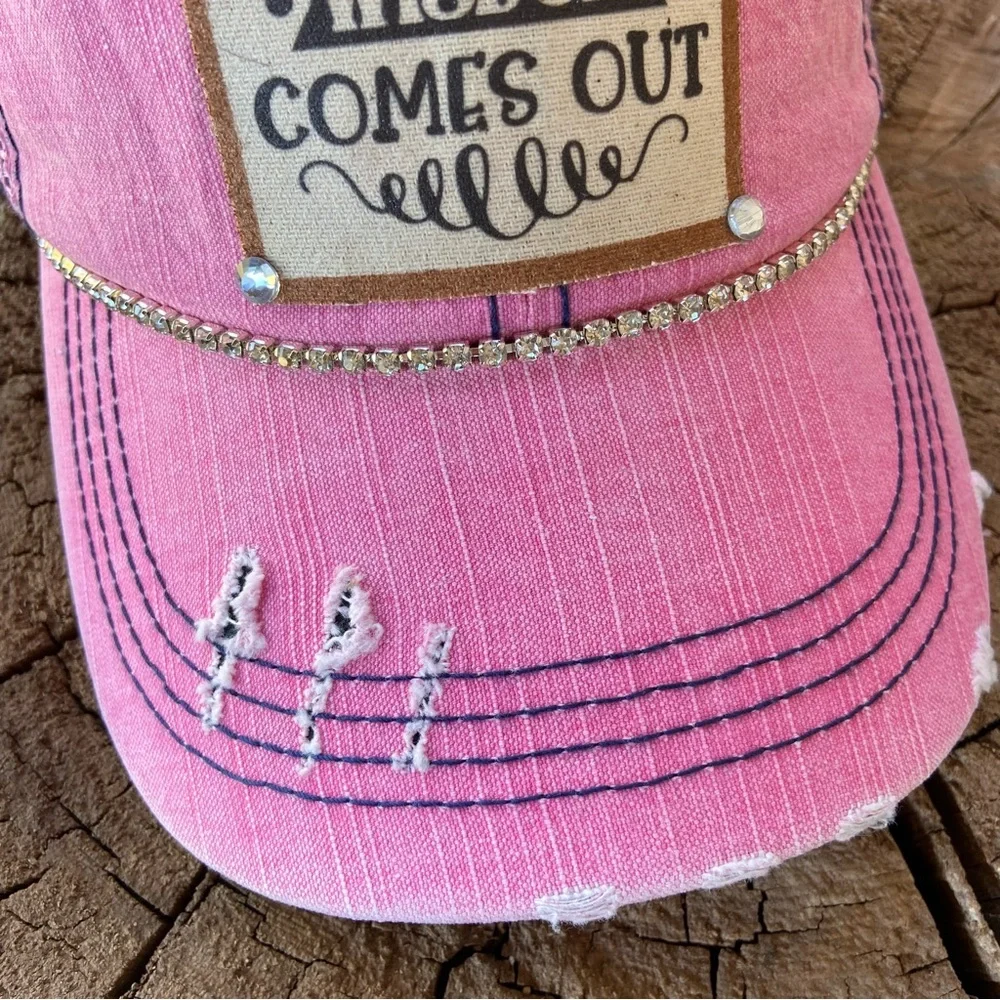 Hat Cap Wine Lovers Graphic Adjustable Hat💖NWT Wine Goes In Wisdom Comes Out
